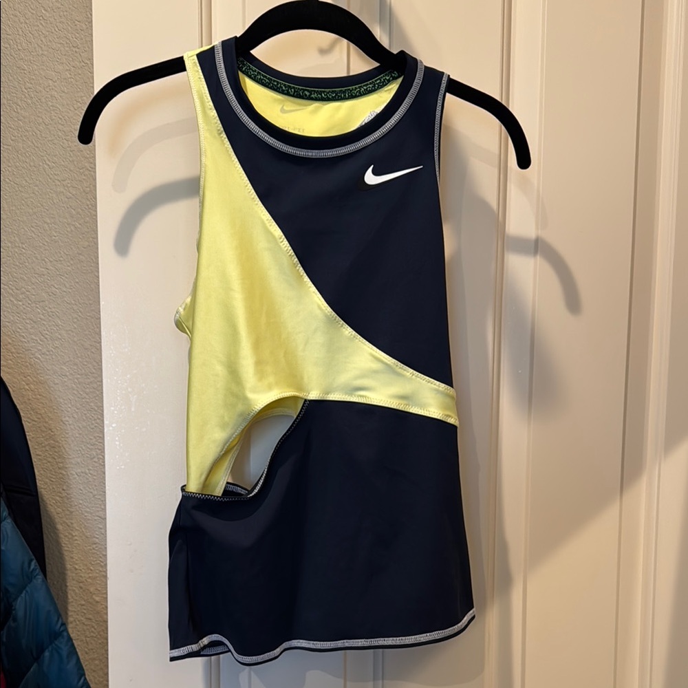 Nike Women's tennis Tank Tops
